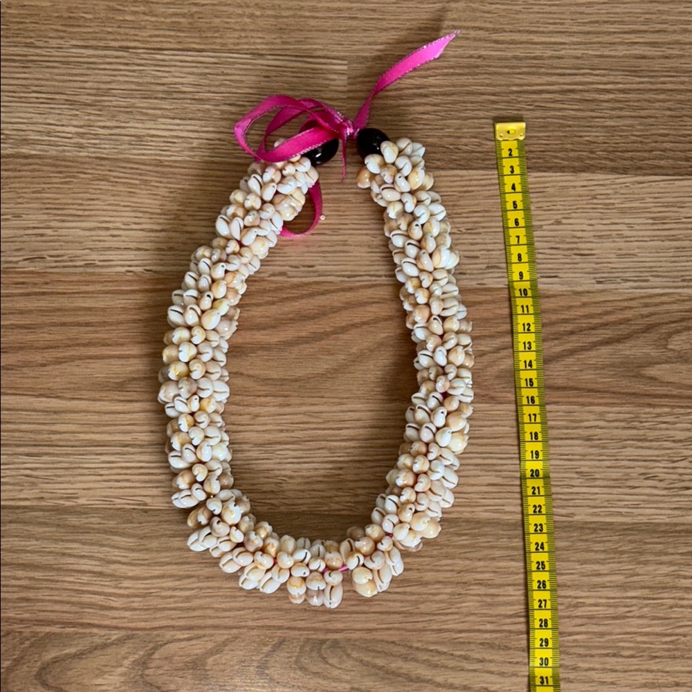 Elegant Shell headband with Pink Ribbon